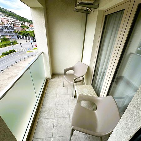 Stan Na Dan Podgorica Apartment Exterior photo